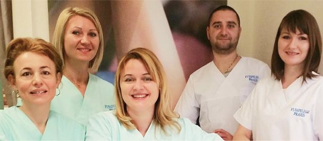 Teamfoto von Fußpflege Iryna Nemeskal in Wien